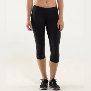 Lululemon Run For Your Life Crop.  Size 8  VGUC!